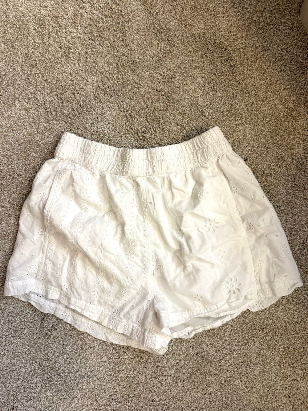 White lace shorts